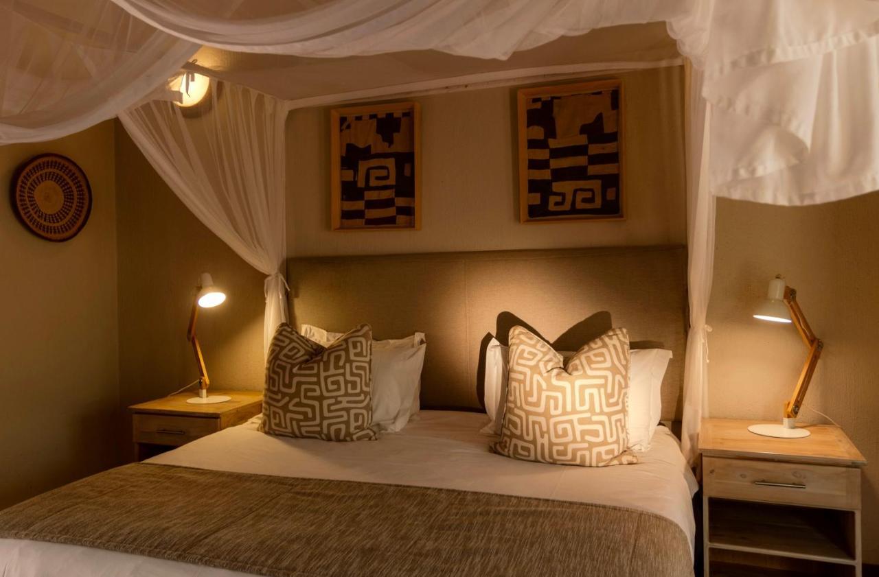 Giraffe Lodge Hoedspruit Exterior foto
